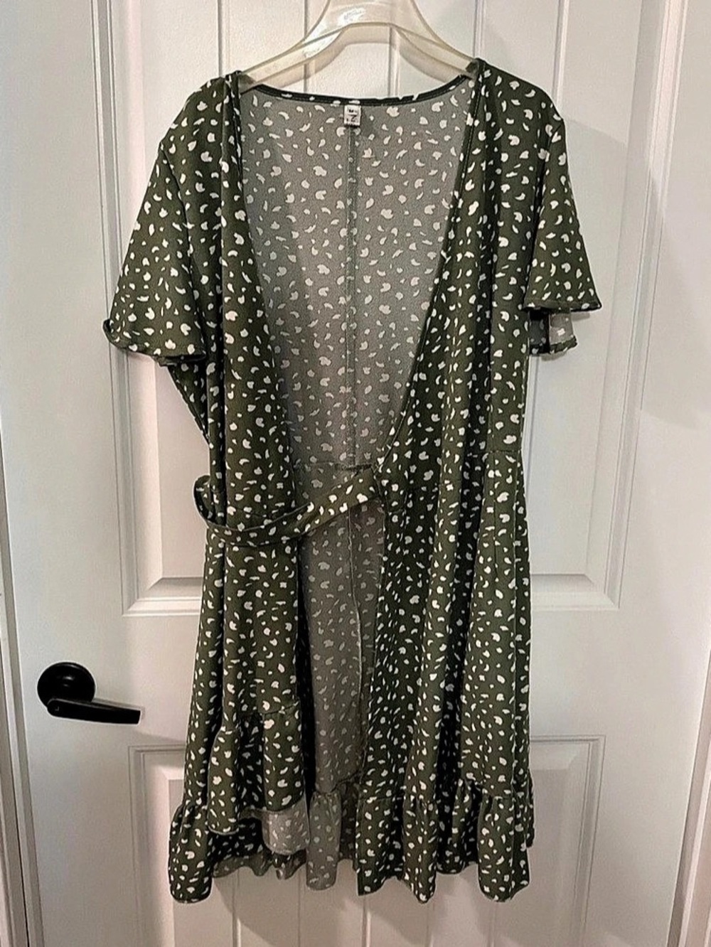 Nasty Gal Floral Mini Dress in Green & White Size Medium Like New
